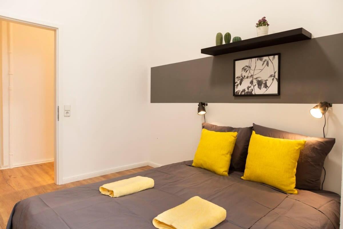 Modern 2 Bedroom Apartment In Berlin Schoeneberg Kültér fotó