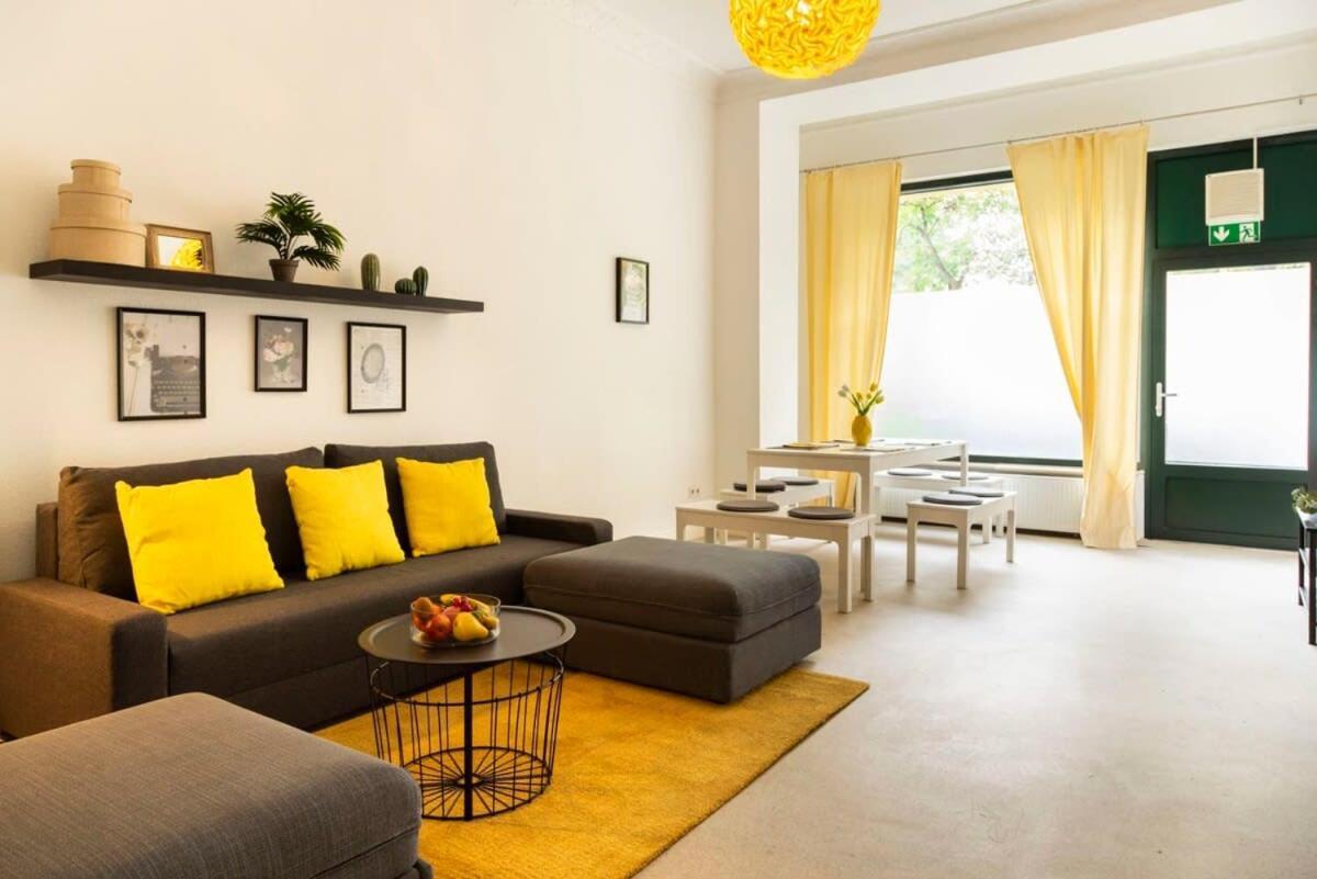 Modern 2 Bedroom Apartment In Berlin Schoeneberg Kültér fotó