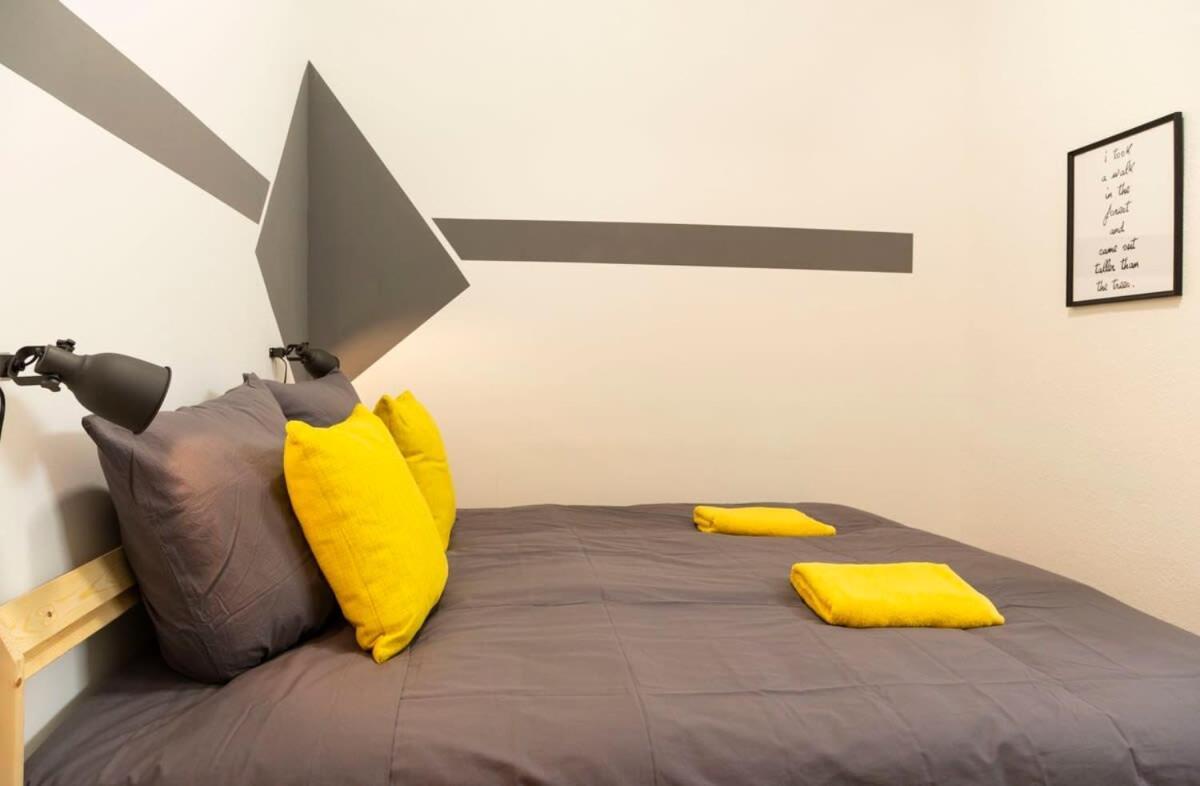 Modern 2 Bedroom Apartment In Berlin Schoeneberg Kültér fotó