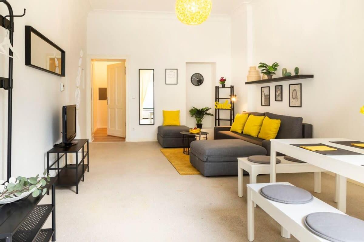 Modern 2 Bedroom Apartment In Berlin Schoeneberg Kültér fotó